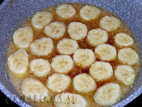 Блинчики фаршированные бананами с ванильной карамелью