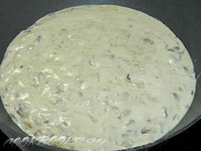 Паста под сливочным соусом с белыми грибами